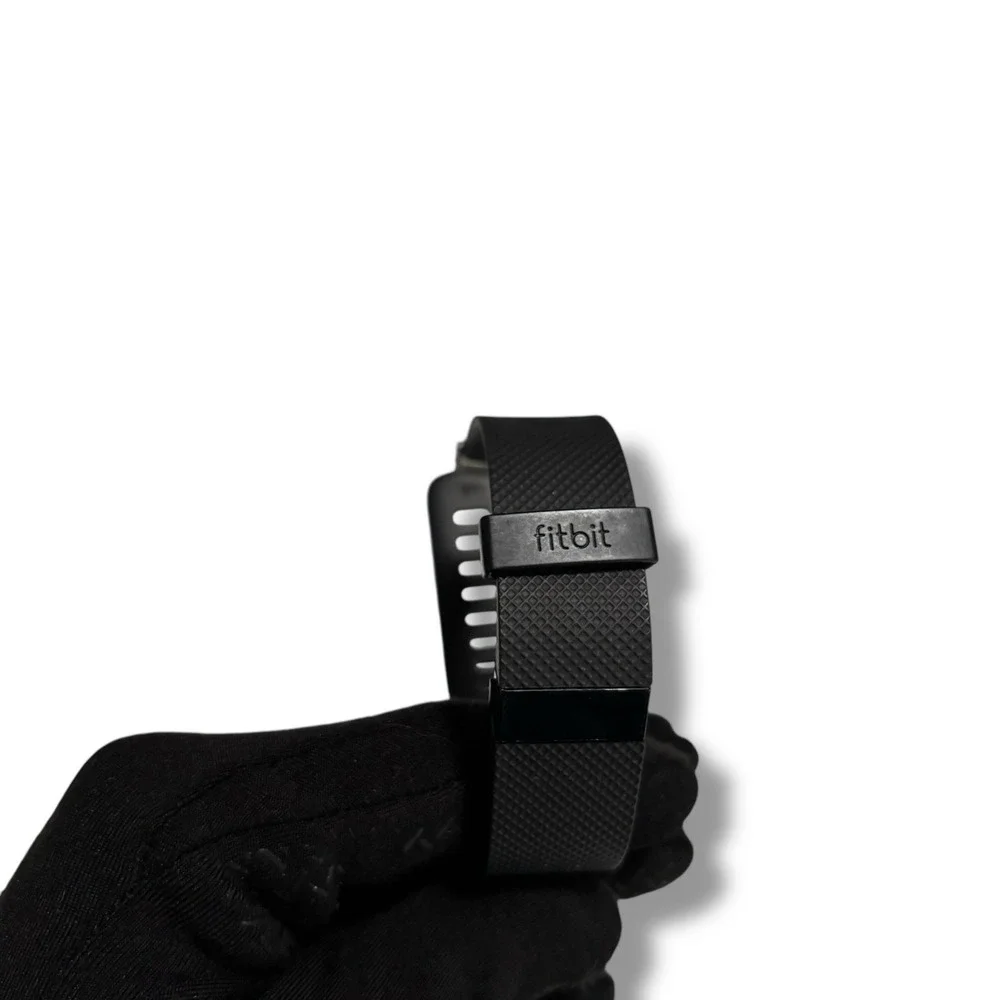 FitBit Charge HR Wristband - Black - Heart Rate‎ Activity Tracker - No Charger